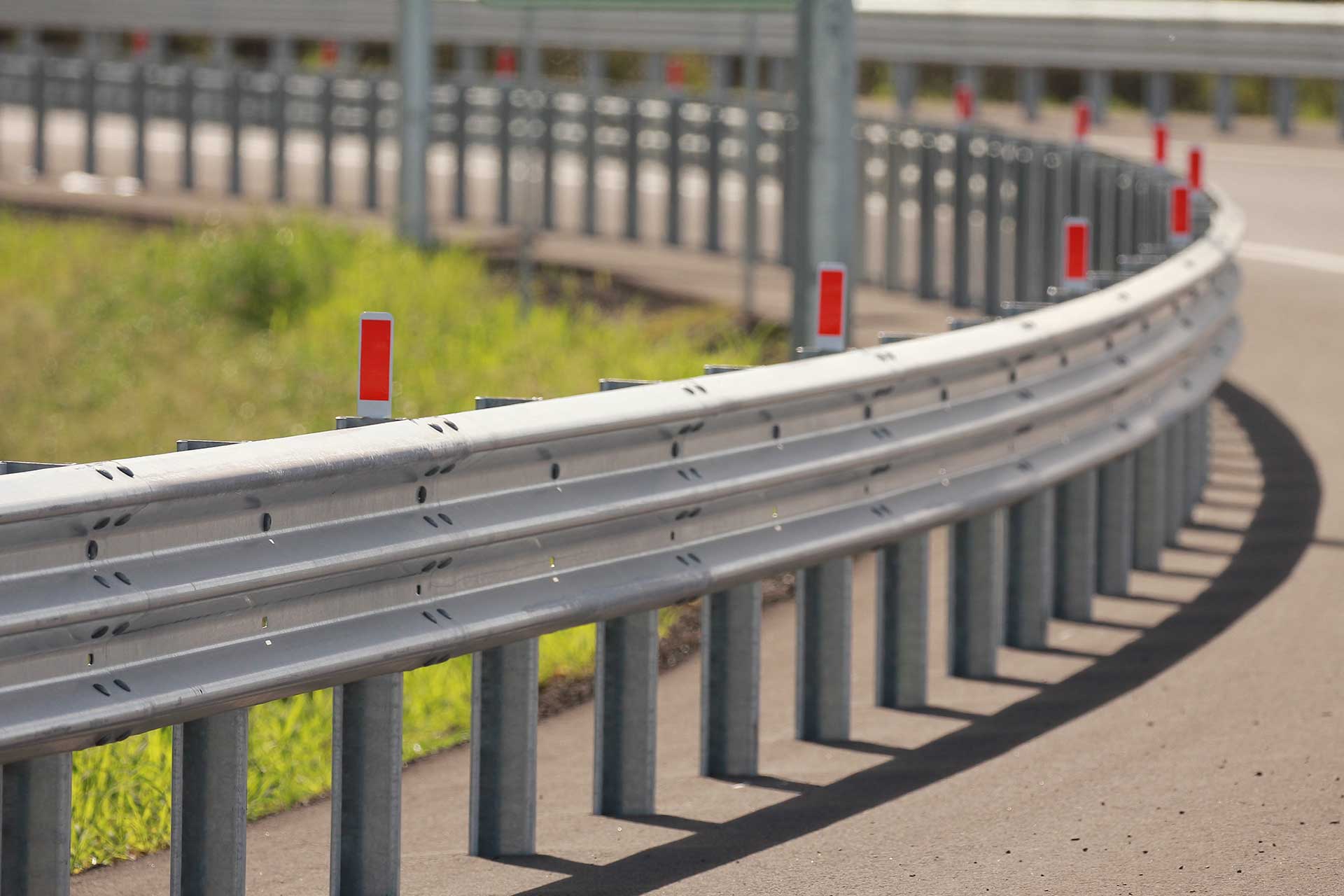 Thrie Beam Crash Barrier